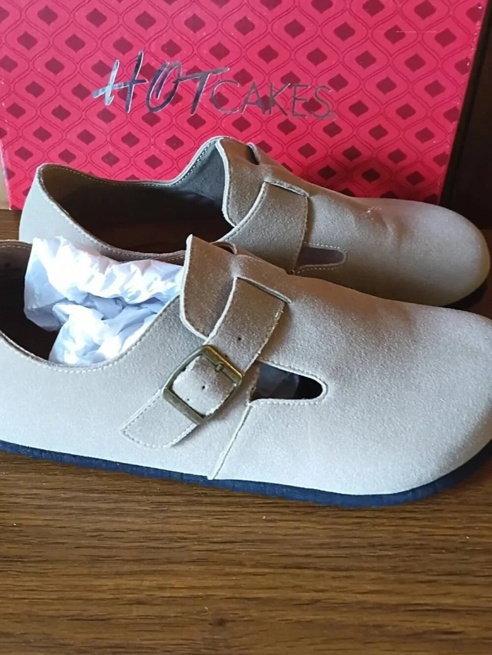 Hot Cakes Shanna Women's Shoes Size 10M Beige Comfort Casual New in Box